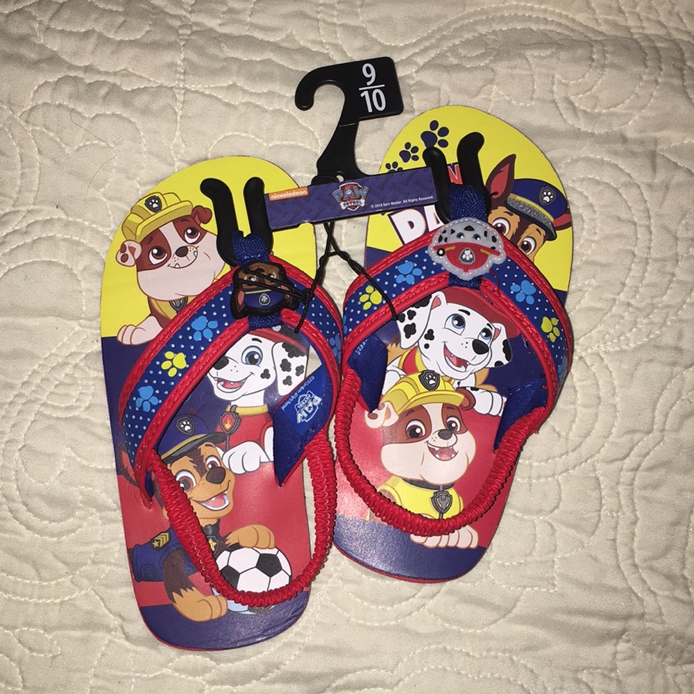 Boys toddler paw patrol sandals.